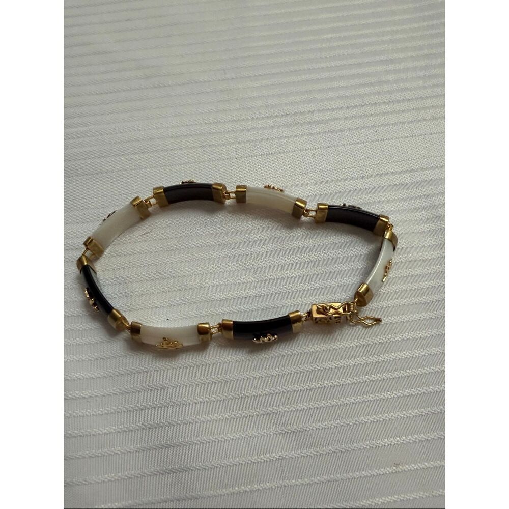 ONYX MOTHER OF PEARL GOLD VINTAGE BRACELET ORIENTAL MOTIF 8 Symbols - Picture 9 of 10